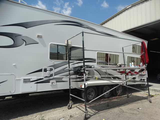 RV roof repair  Arbuckle